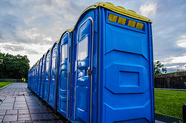 Best Portable restroom trailer rental  in Shafter, CA